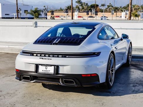 Used 2025 Porsche 911 Carrera image 9