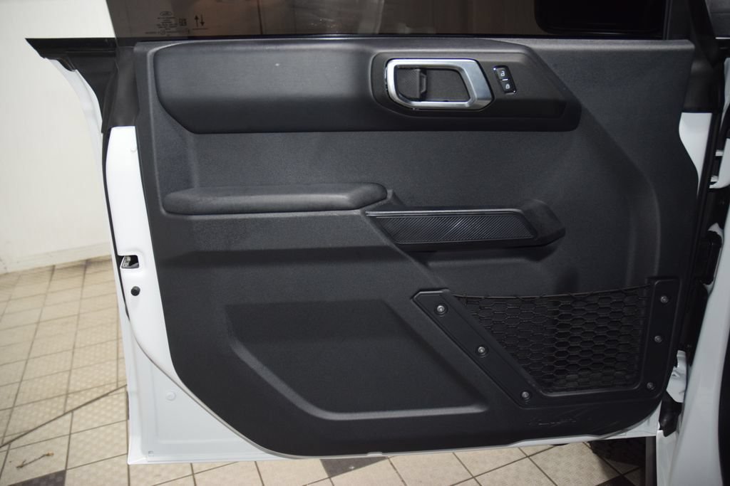 Used 2025 Ford Bronco Badlands AWD/4WD image 42