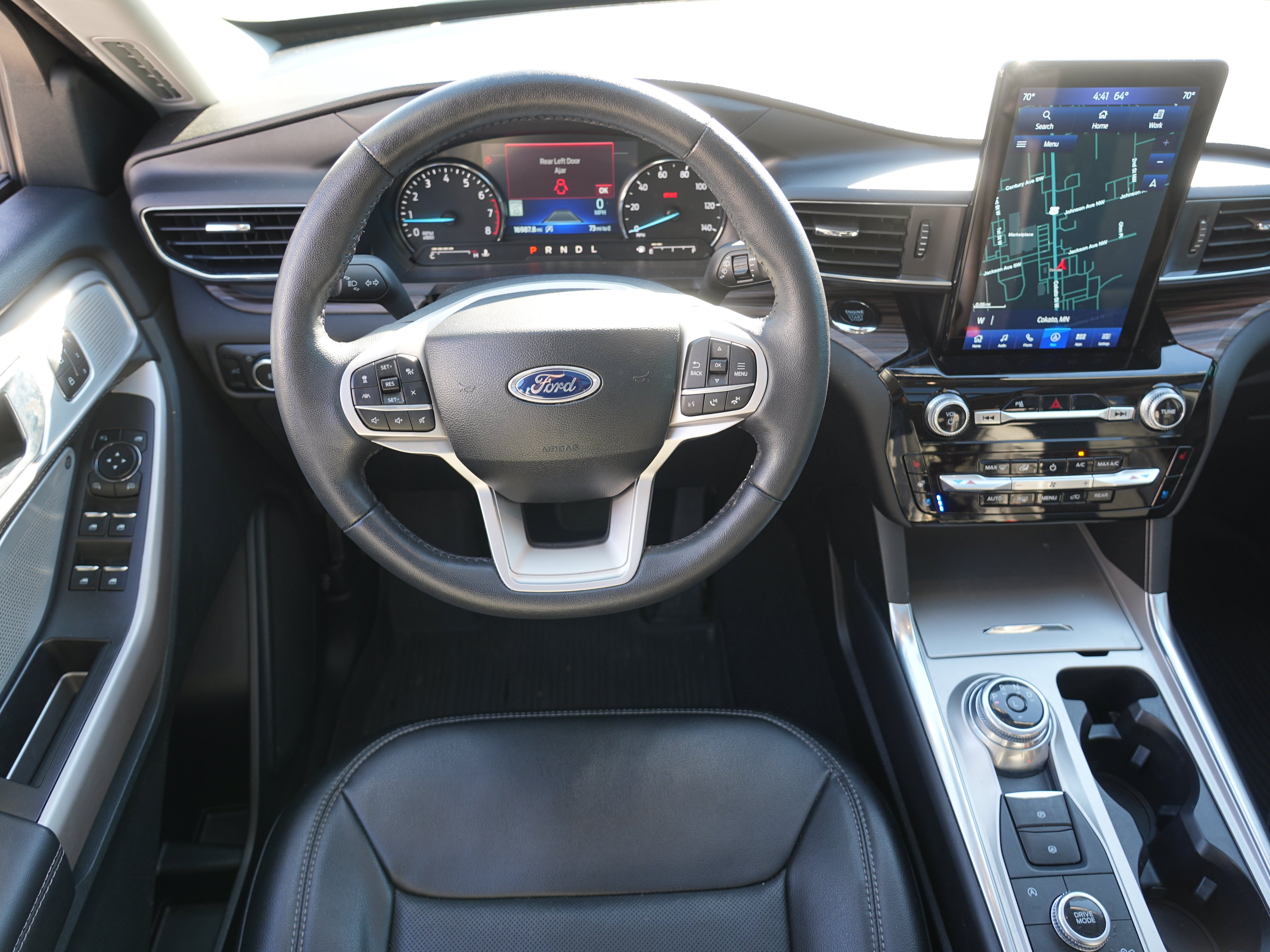 Used 2024 Ford Explorer Limited w/ Limited Technology Package AWD/4WD image 23