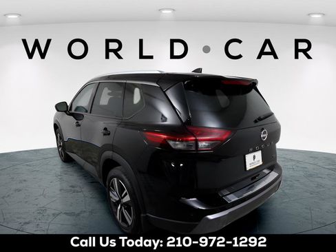 Used 2024 Nissan Rogue SL w/ SL Premium Package FWD image 5