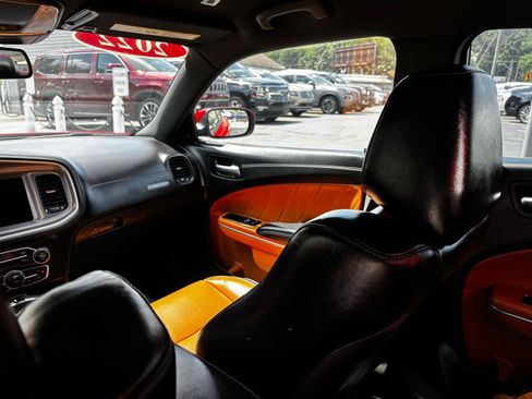 Used 2022 Dodge Charger SXT w/ Plus Group RWD image 22