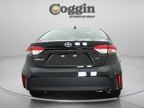 Used 2026 Toyota Corolla LE FWD image 13