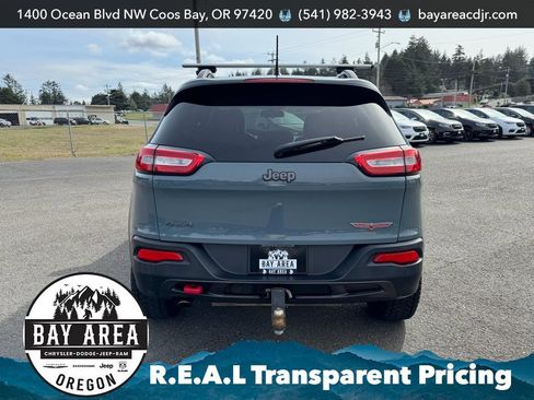 Used 2014 Jeep Cherokee Trailhawk w/ Leather Interior Group image 6