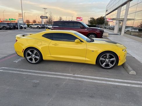 Used 2017 Chevrolet Camaro SS image 17