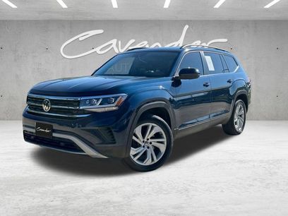 Used 2022 Volkswagen Atlas SE w/ Panoramic Sunroof Package