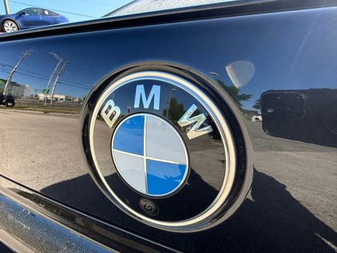 Used 2023 BMW 760i xDrive w/ Executive Package image 13