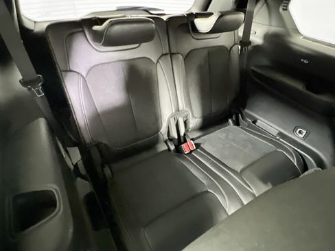 Used 2023 Jeep Grand Cherokee L Laredo AWD/4WD image 26
