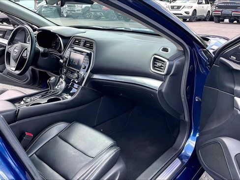 Used 2023 Nissan Maxima SL FWD image 28
