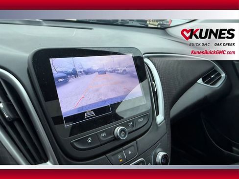 Used 2023 Chevrolet Malibu LT w/ Driver Confidence Package image 19