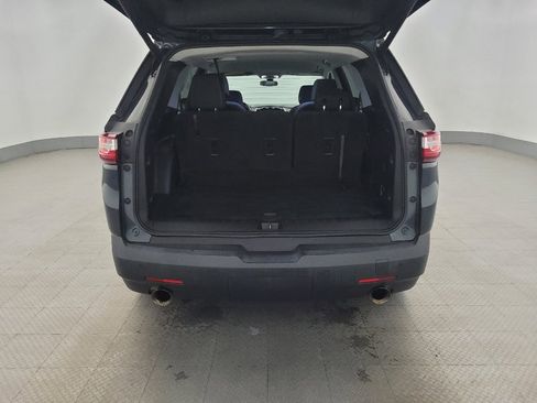 Used 2019 Chevrolet Traverse LT image 29