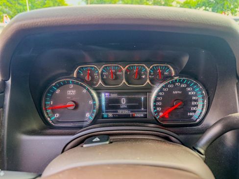 Used 2015 Chevrolet Tahoe LT RWD image 10