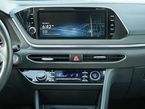 Used 2022 Hyundai Sonata Limited w/ Cargo Package FWD image 15