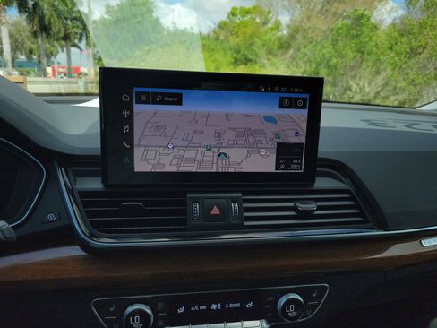 Certified 2023 Audi Q5 2.0T Premium Plus w/ Premium Plus Package image 21