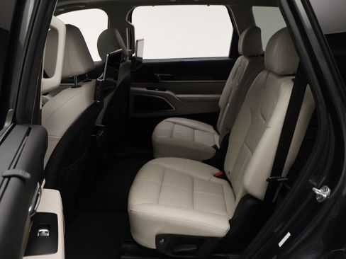 Used 2022 Kia Telluride EX w/ EX Premium Package AWD/4WD image 19