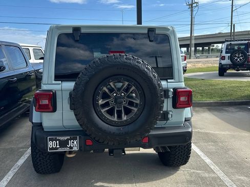 Used 2024 Jeep Wrangler Unlimited Rubicon 392 AWD/4WD image 10