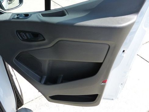 Used 2025 Ford Transit 250 Low Roof w/ Exterior Upgrade Package RWD image 23