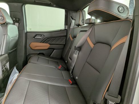New 2026 GMC Canyon AT4 w/ Technology Plus Package AWD/4WD image 29