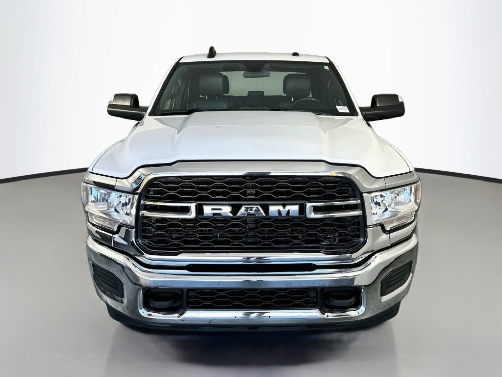 Used 2021 RAM 2500 Tradesman w/ Chrome Appearance Group AWD/4WD image 2