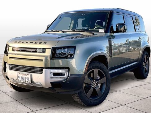 Used 2025 Land Rover Defender 110 S image 1