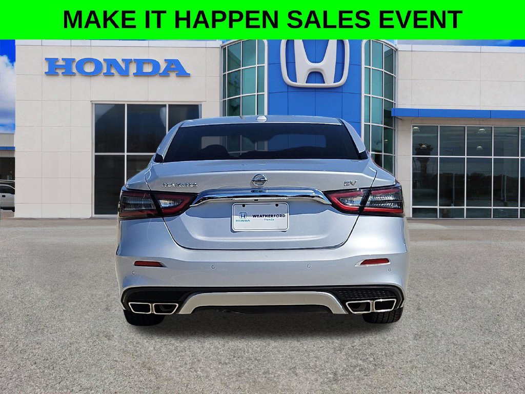 Used 2022 Nissan Maxima SV w/ Floor Mat Group FWD image 4