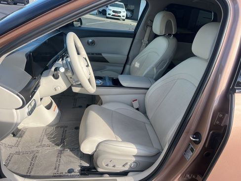 Used 2023 Genesis GV60 Advanced w/ Cargo Package image 20