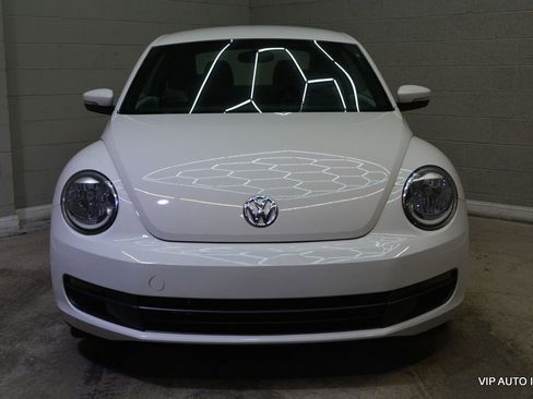 Used 2012 Volkswagen Beetle 2.5 image 28