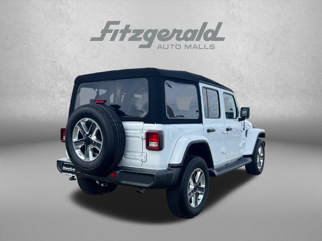 Used 2023 Jeep Wrangler Unlimited Sahara AWD/4WD image 8
