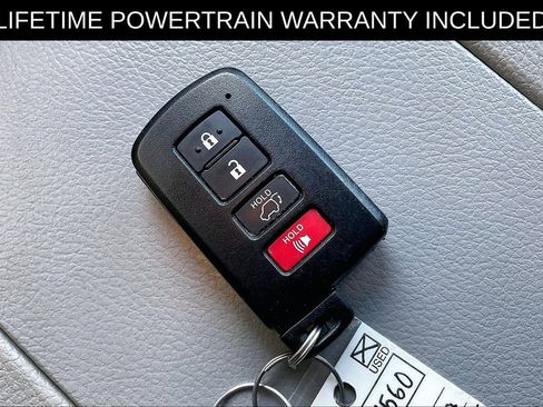 Used 2019 Toyota Highlander XLE image 13