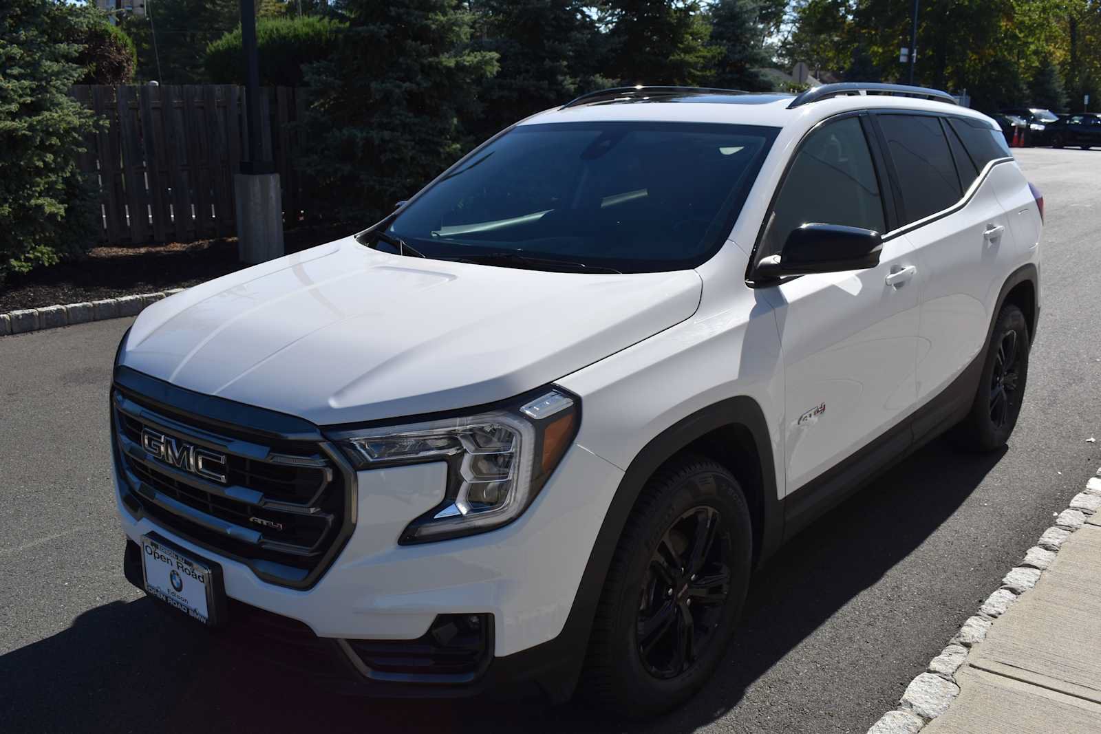 Used 2022 GMC Terrain AT4 w/ Infotainment Package II AWD/4WD image 3