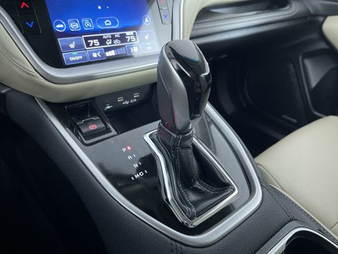 Used 2022 Subaru Outback Limited XT image 22