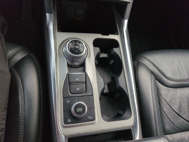Certified 2023 Ford Explorer Platinum w/ Technology Package AWD/4WD image 46