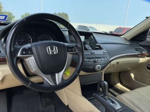 Used 2010 Honda Crosstour EX-L image 10