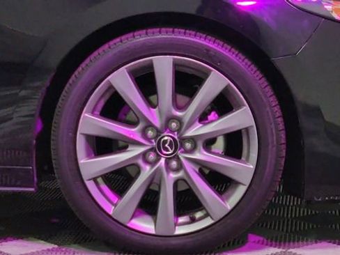 Used 2025 MAZDA MAZDA3 s image 23