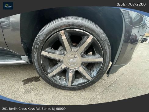 Used 2017 Cadillac Escalade Luxury RWD image 19
