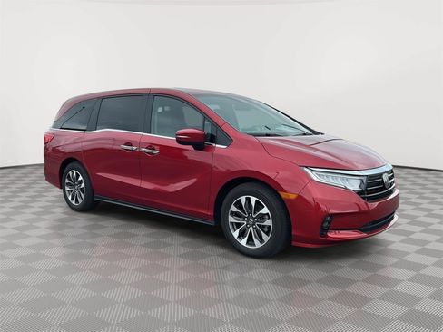 Certified 2024 Honda Odyssey EX-L image 1