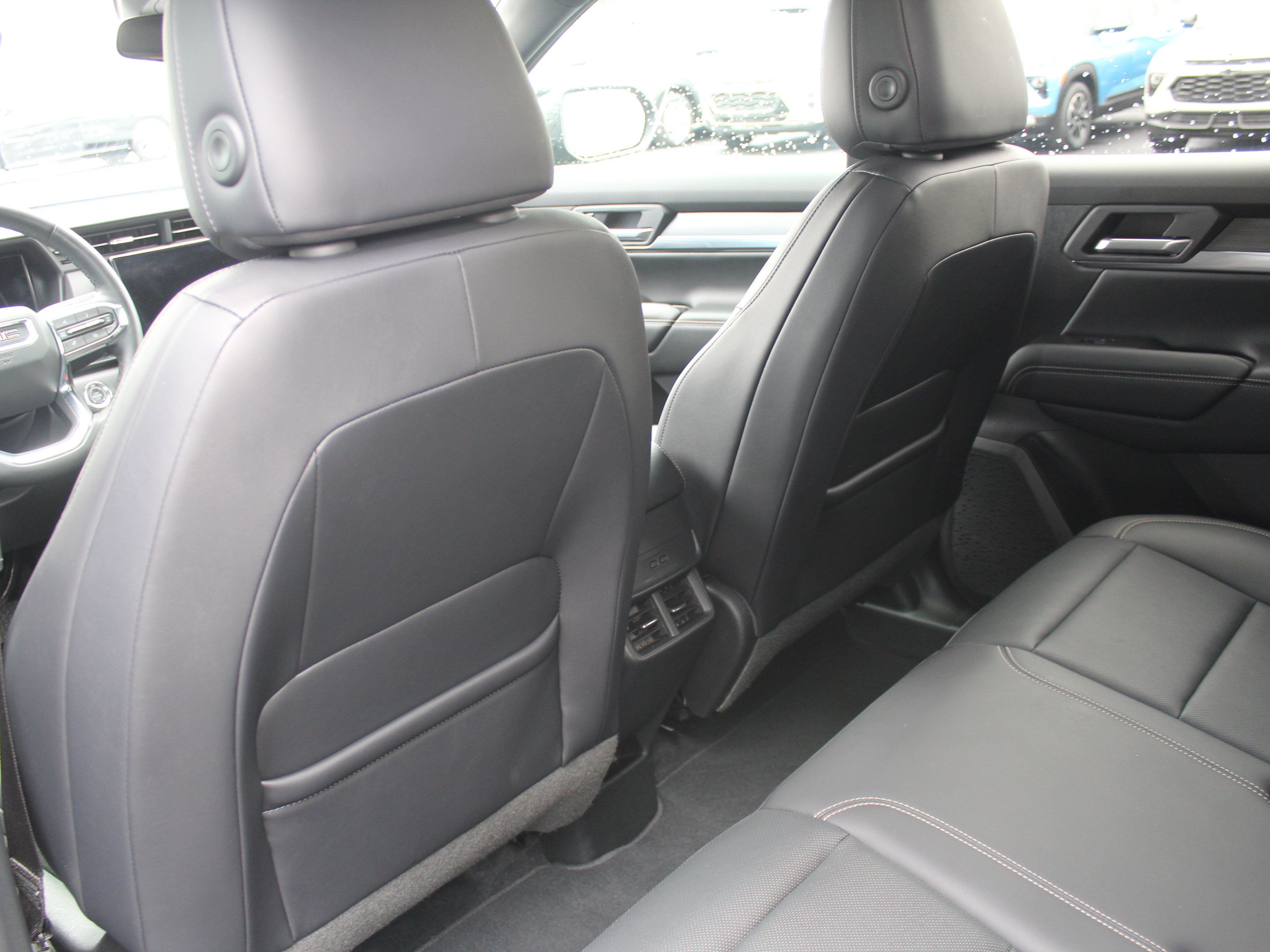 Used 2026 GMC Terrain Elevation w/ Elevation Premium Package AWD/4WD image 22