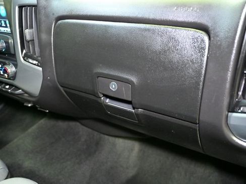 Used 2018 Chevrolet Silverado 1500 LT w/ LT Eassist Package image 53