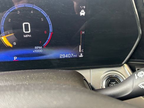 Used 2025 Chevrolet Trax LT image 39