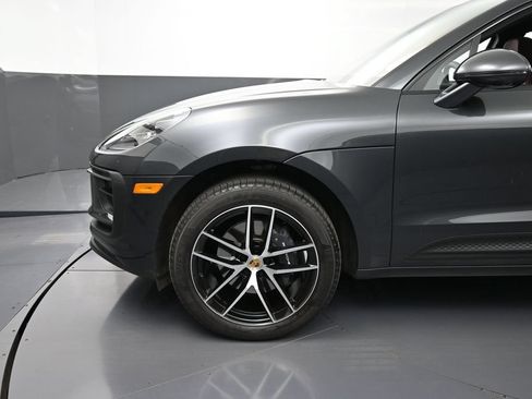 Certified 2026 Porsche Macan AWD/4WD image 12