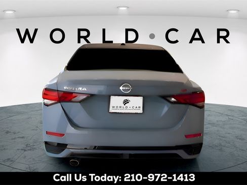 Used 2025 Nissan Sentra SR w/ SR Premium Package image 6