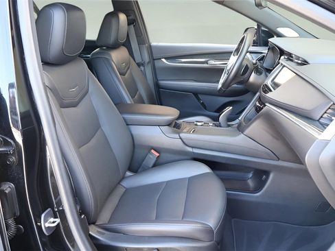 Used 2020 Cadillac XT5 Premium Luxury image 19