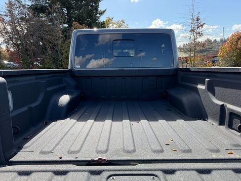 Used 2023 Jeep Gladiator Mojave w/ LED Lighting Group AWD/4WD image 11
