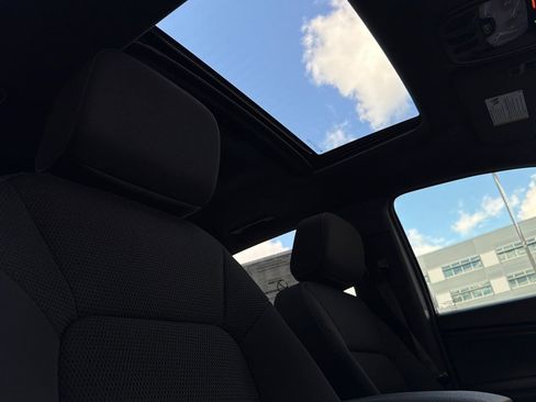 New 2026 GMC Canyon Elevation w/ Convenience Package image 17