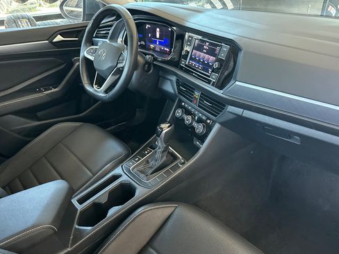 Certified 2024 Volkswagen Jetta SE FWD image 15
