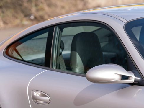 Used 2005 Porsche 911 Carrera S image 35