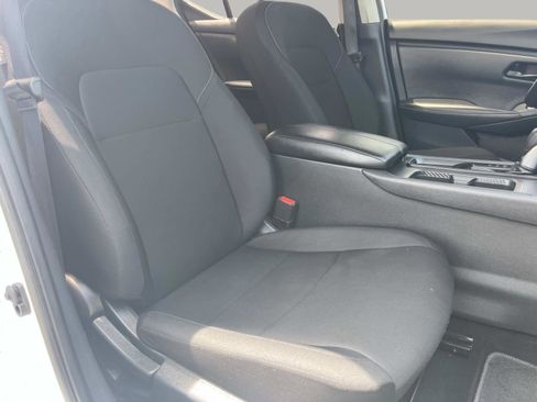 Used 2024 Nissan Sentra S FWD image 21
