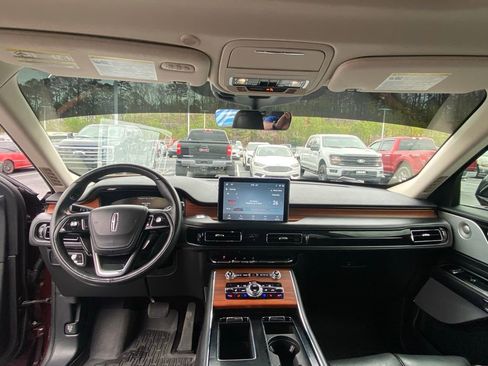Used 2020 Lincoln Aviator Reserve w/ Equipment Group 202A image 26