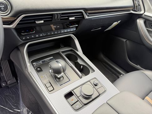 New 2026 MAZDA CX-90 Plug-In Hybrid w/ Premium Plus image 13