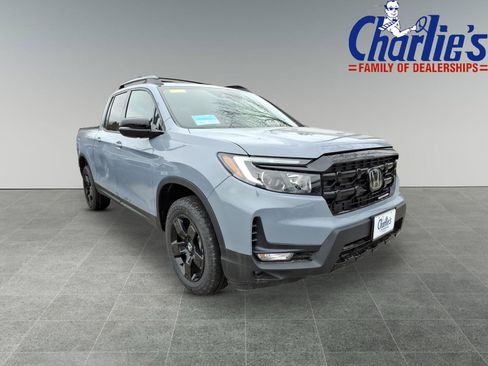 New 2026 Honda Ridgeline Black Edition image 3