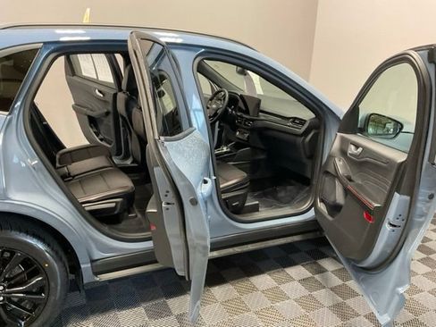 Used 2023 Ford Escape ST-Line Elite AWD/4WD image 21